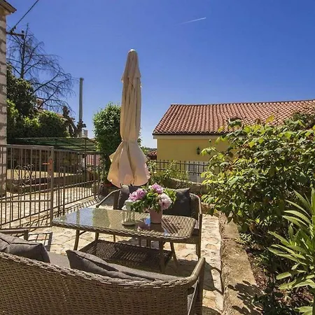 別荘 Rustikales Steinhaus Nur 300 Meter Zum Mit Meerblick, Grill, Terrasse *