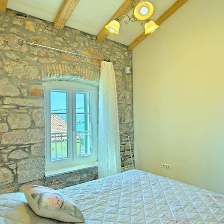 Rustikales Steinhaus Nur 300 Meter Zum Mit Meerblick, Grill, Terrasse 別荘 ヴルサル