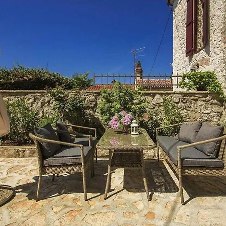 Rustikales Steinhaus Nur 300 Meter Zum Mit Meerblick, Grill, Terrasse 別荘