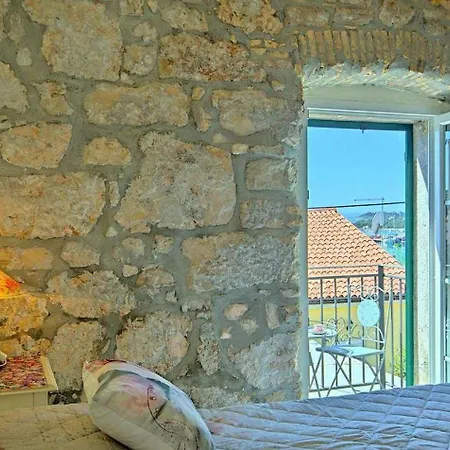 Rustikales Steinhaus Nur 300 Meter Zum Mit Meerblick, Grill, Terrasse Dom wakacyjny Vrsar