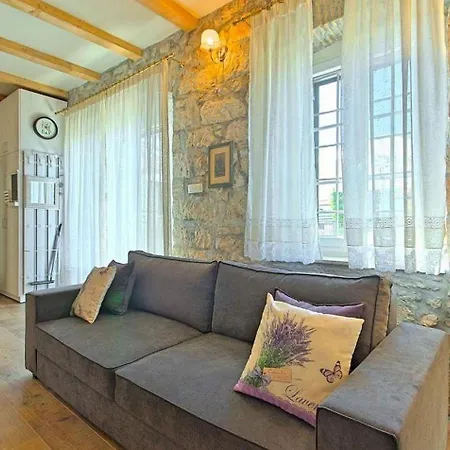 Rustikales Steinhaus Nur 300 Meter Zum Mit Meerblick, Grill, Terrasse *